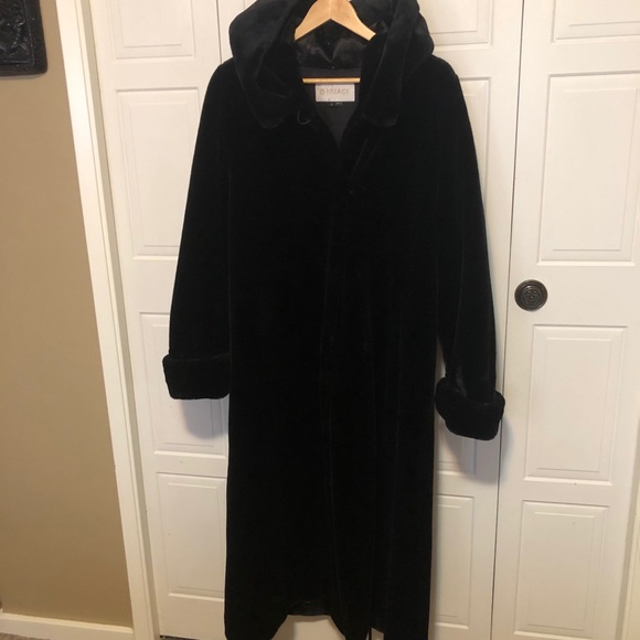 NWOT Nuage Full Length Faux Beaver Hooded Coat - Picture 6 of 11